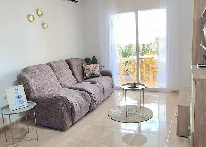 Apartment With Two Bedrooms, And Spacious Balcony Torrevieja